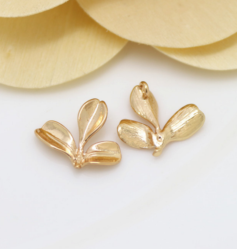10 pcs 24k gold plated tri leaves small pendant brass spacer beads  brass caps brass connector Xaxe.com