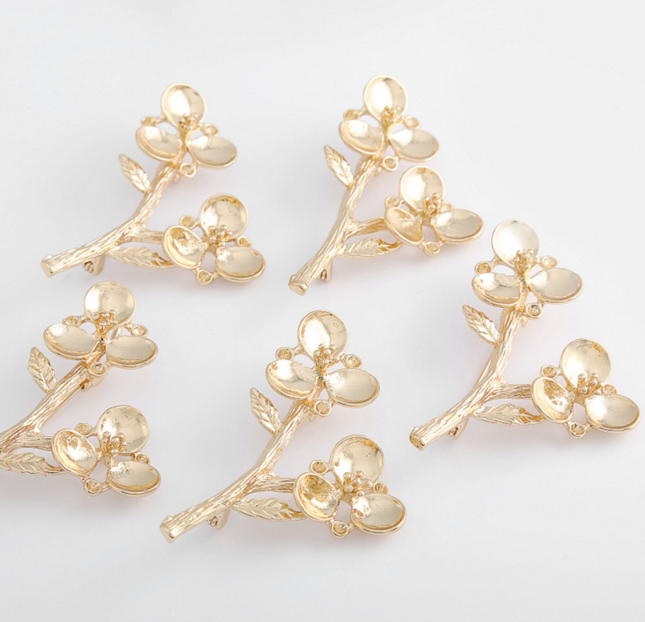 3 pcs 24k gold plated plump flower pin brooch brass spacer beads  brass caps brass connector Xaxe.com