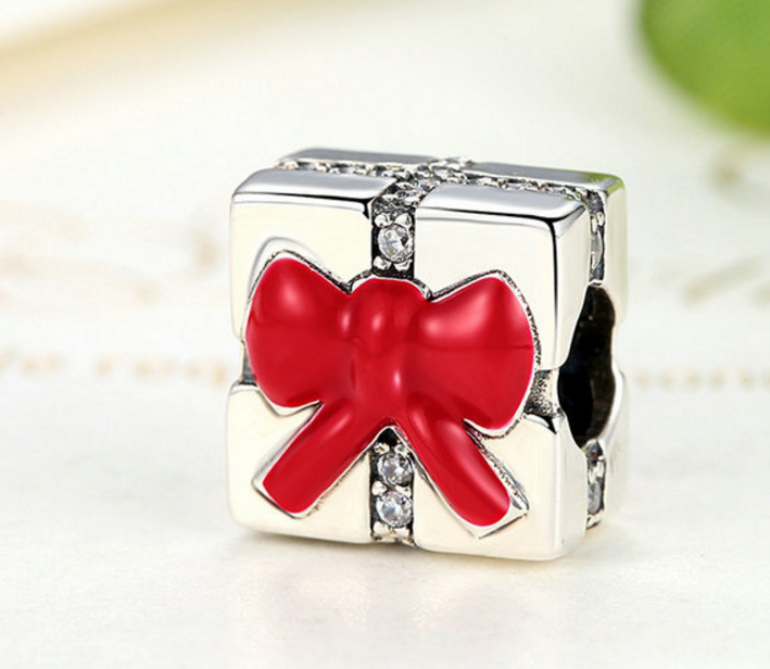 Sterling 925 silver charm the Christmas gift box bead pendant fits Pandora charm and European charm bracelet Xaxe.com